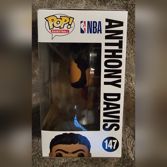 Funko POP! (#147) NBA LOS ANGELES LAKERS  Anthony Davis #3 Vinyl Figure - Picture 5 of 6